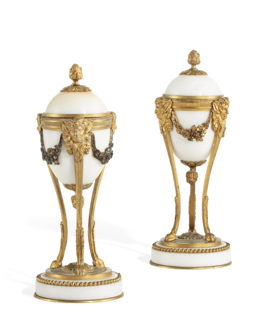 A pair of Louis XVI style marble cassoulettes (1 of 5)