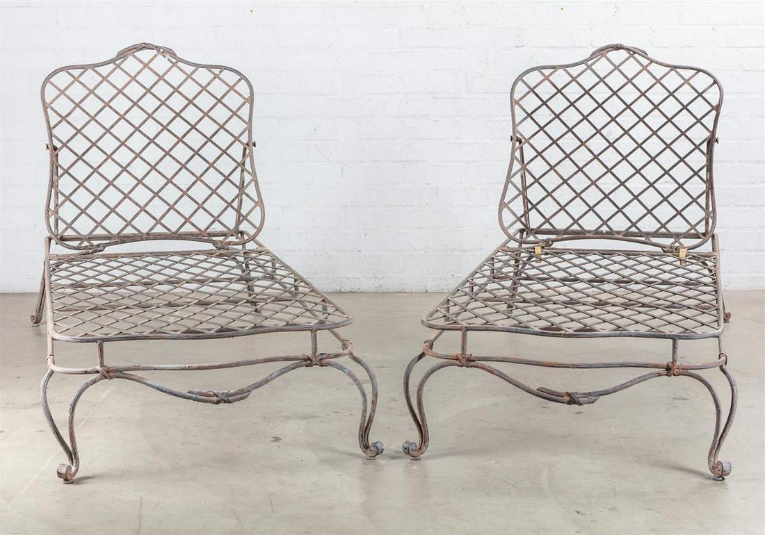 A pair of Rose Tarlow style iron Twig day beds: A pair of Rose Tarlow style patinated iron Twig adjustable day beds modern With associated upholstered cushions. height 43in (109.5cm); width 30 3/4in (78cm); length 78in (198cm); height of seat 14 1/