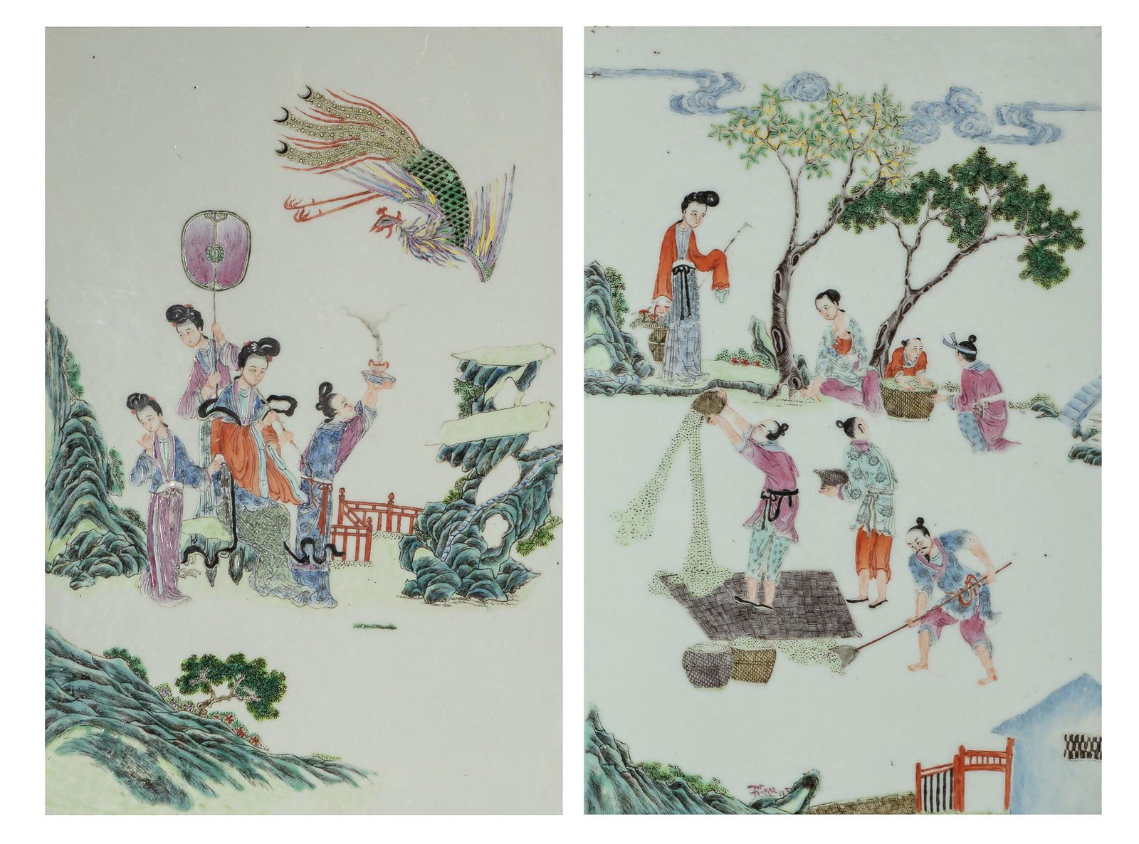 A pair of Chinese porcelain plaques (1 of 5)