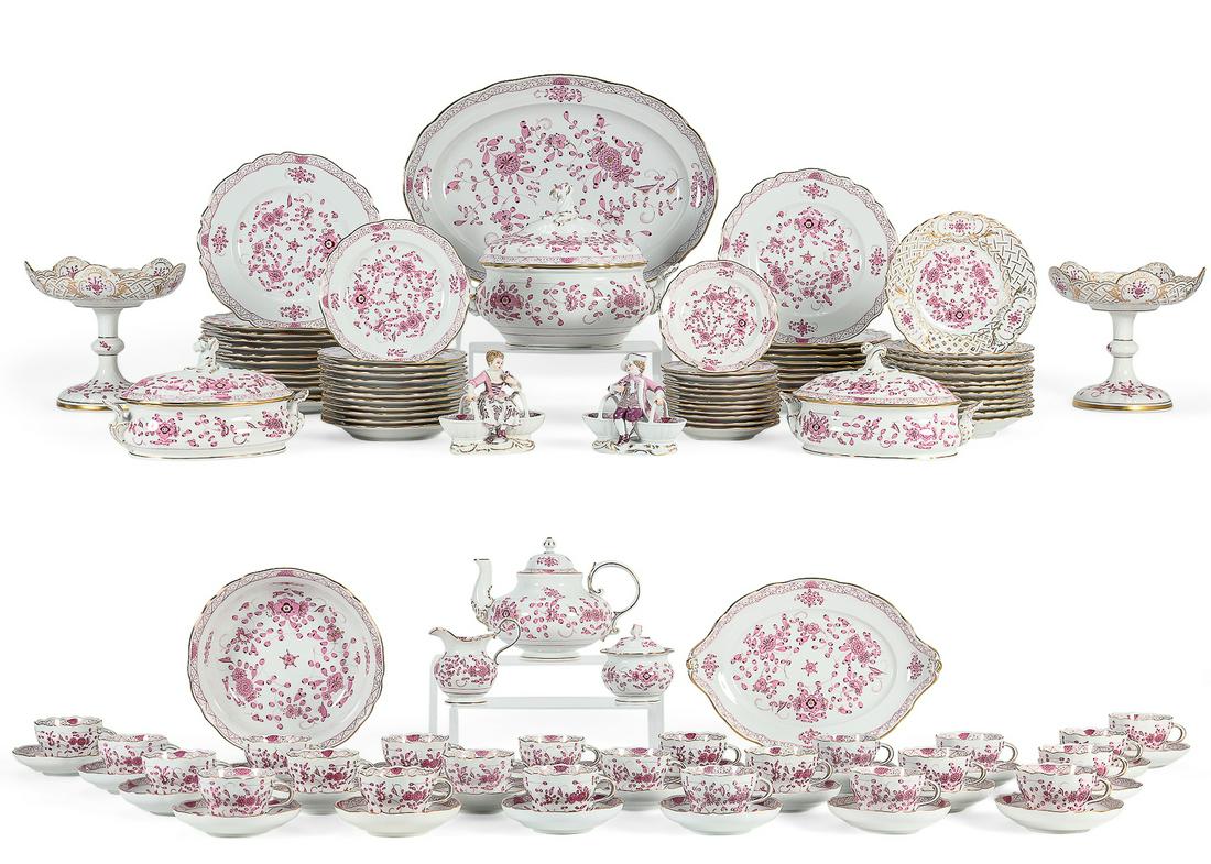 A Meissen Indian porcelain part dinner service (1 of 10)