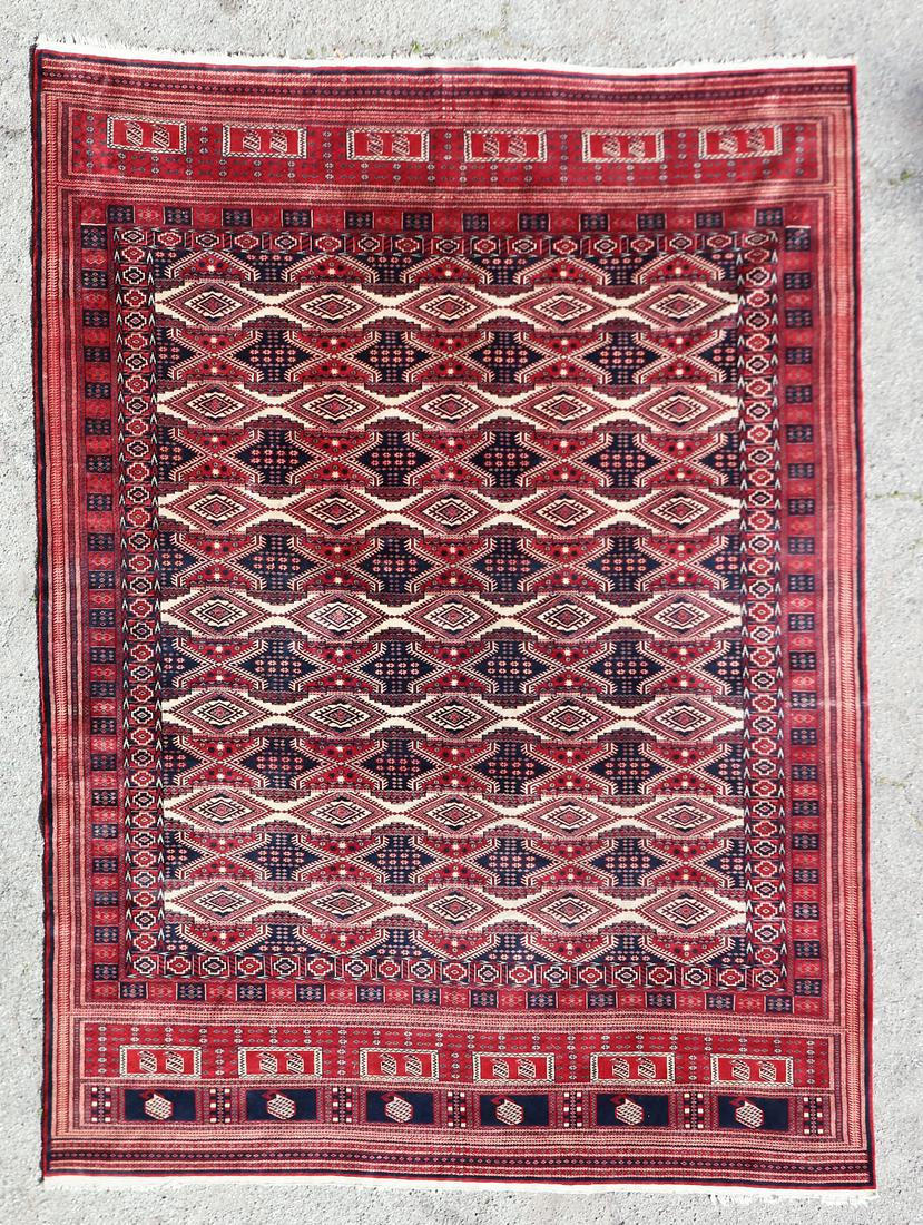 A Pakistani carpet (1 of 2)
