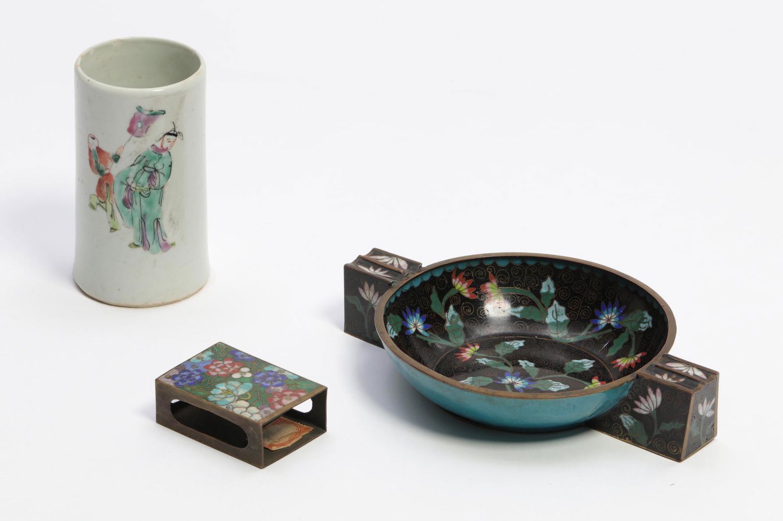 Three Chinese table articles (1 of 2)