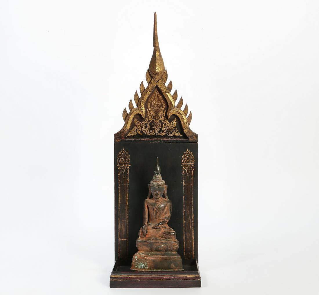 Southeast Asian bronze seated buddha (1 of 2)