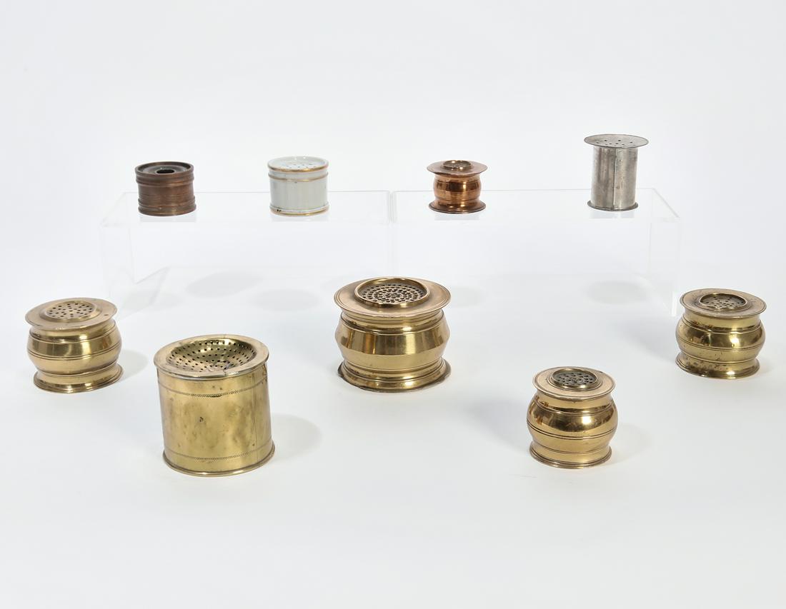 English and Continental pounce pots / sanders (1 of 4)