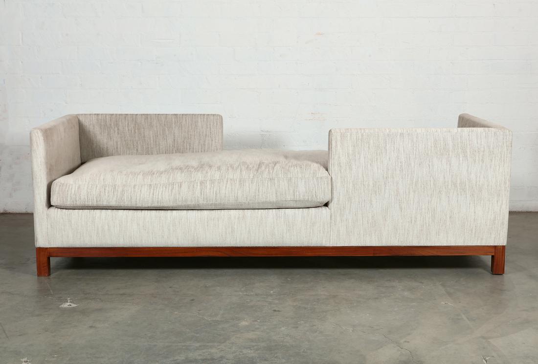 A contemporary Tête à Tête chaise longue (1 of 3)