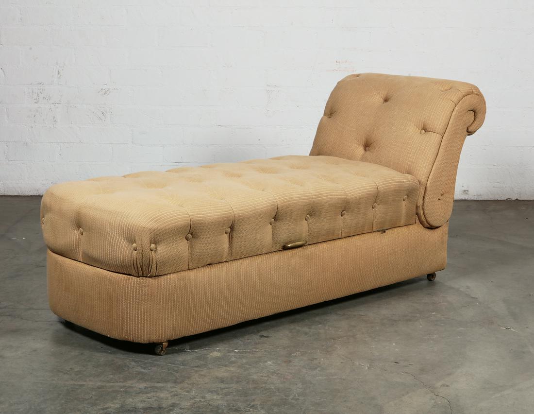 A tufted upholstered adjustable chaise lounge (1 of 3)