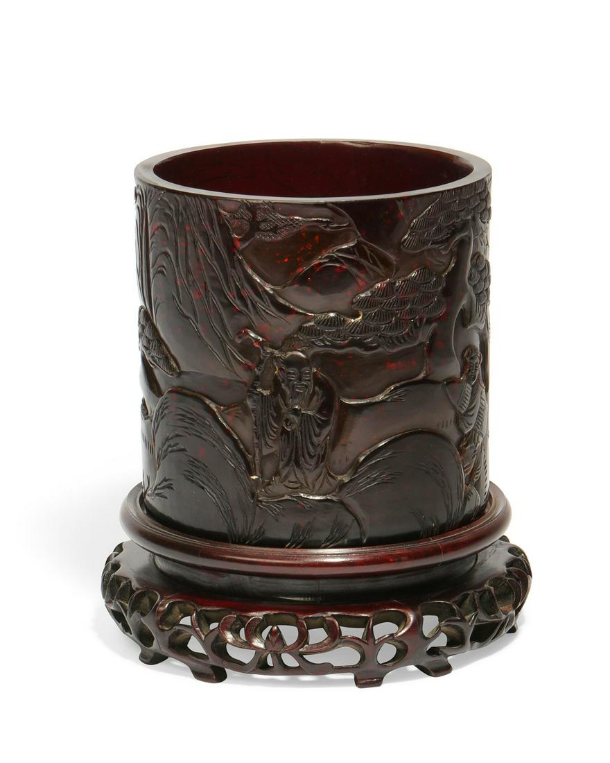 A Chinese amber Peking glass cylindrical vase (1 of 7)