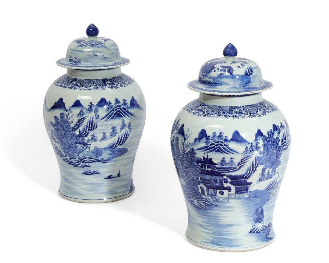 A pair of Chinese blue and white porcelain jars (1 of 3)