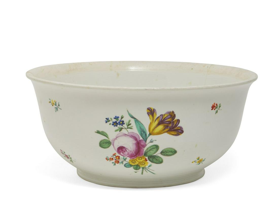 A large Vienna porcelain basin (1 of 6)
