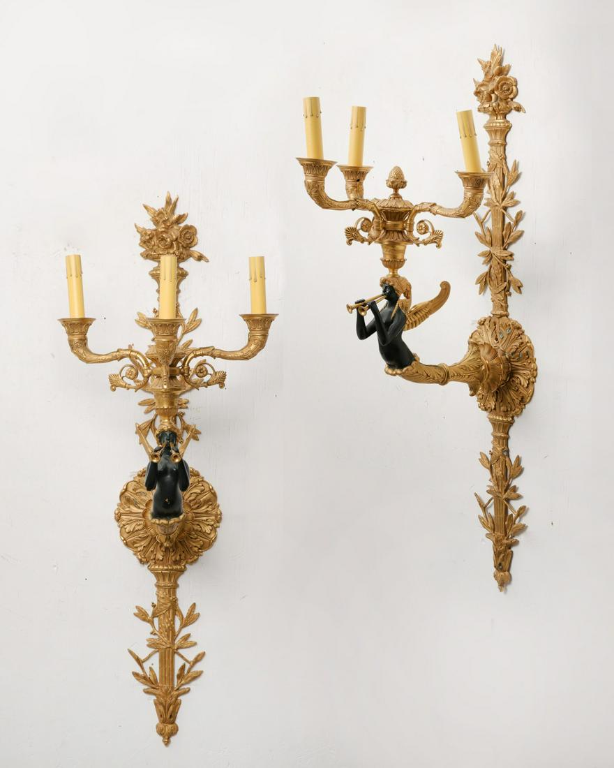A pair of Empire style bronze wall lights (1 of 2)