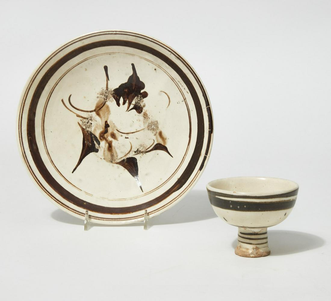 Two Chinese painted earthenware articles (1 of 7)