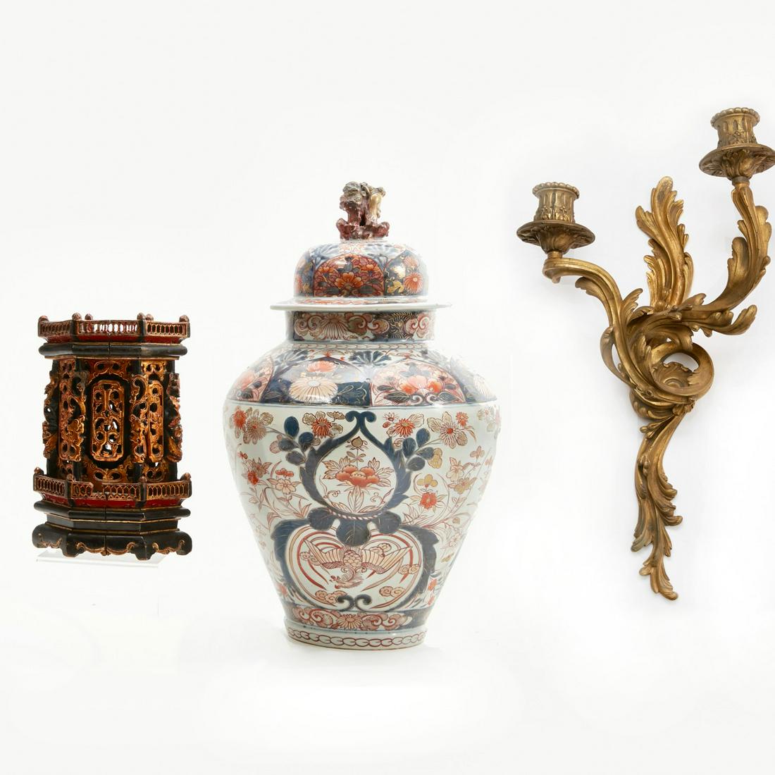 Imari covered vase, Chinese stand & a wall light (1 of 8)