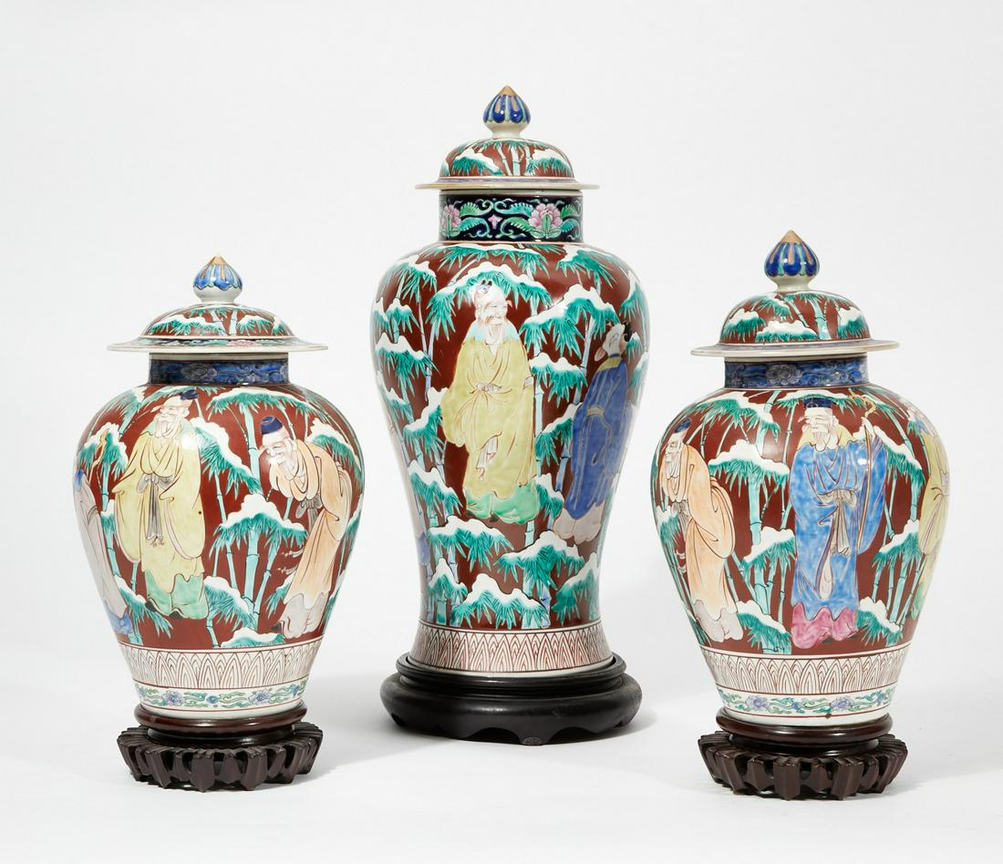 A three piece Japanese Kutani porcelain garniture (1 of 4)