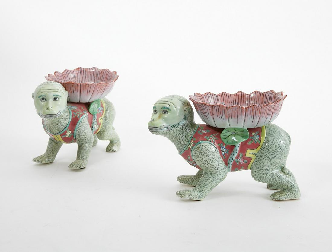 A pair of Chinese Export porcelain monkey bowls (1 of 5)