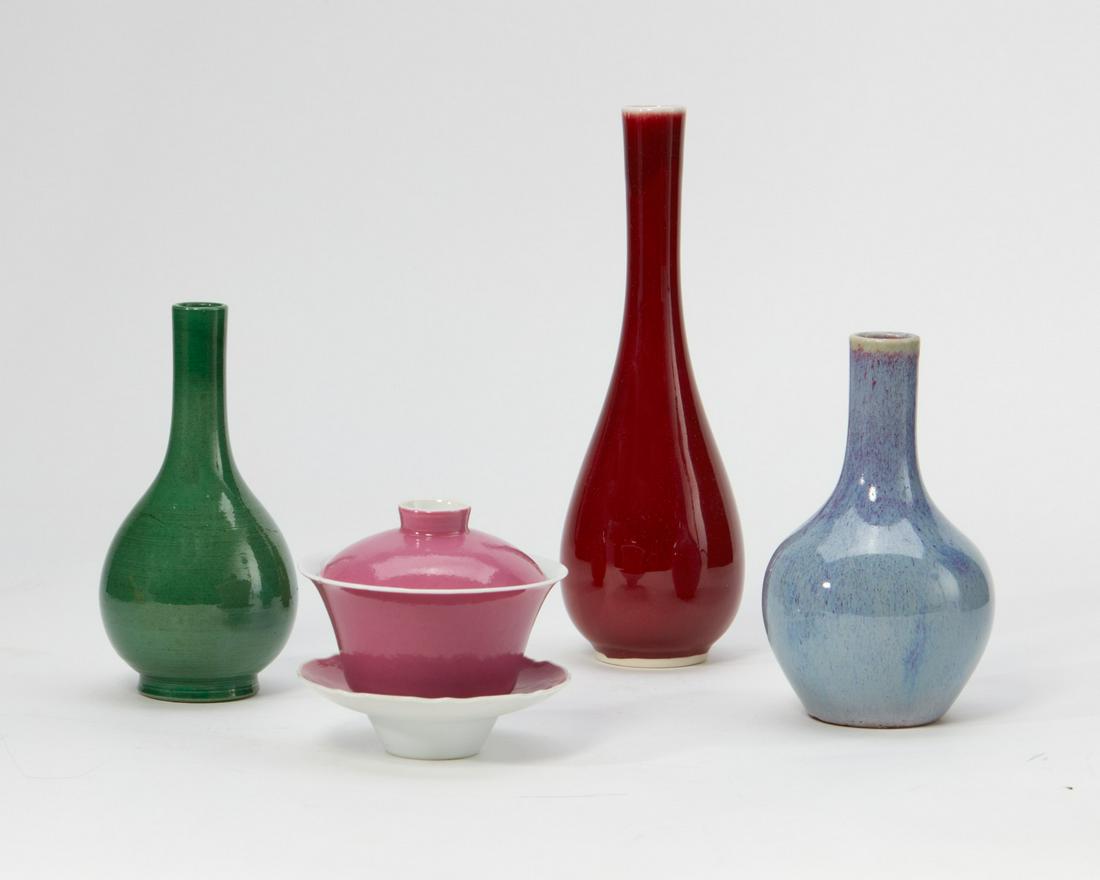 Four Chinese porcelain brightly colored vessels (1 of 6)