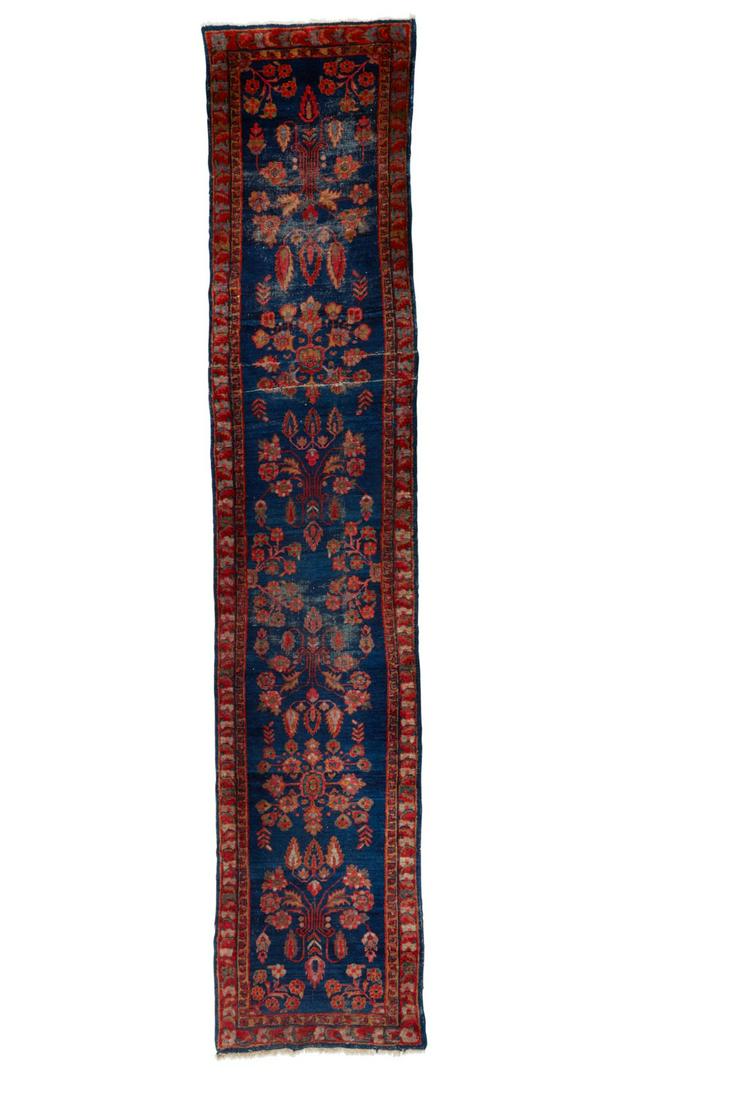 A Senneh runner (1 of 5)
