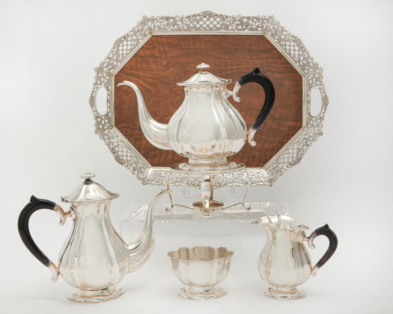An assembled Dutch silver tea and coffee service (1 of 7)