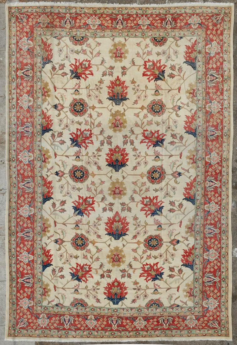 An Agra style carpet (1 of 4)
