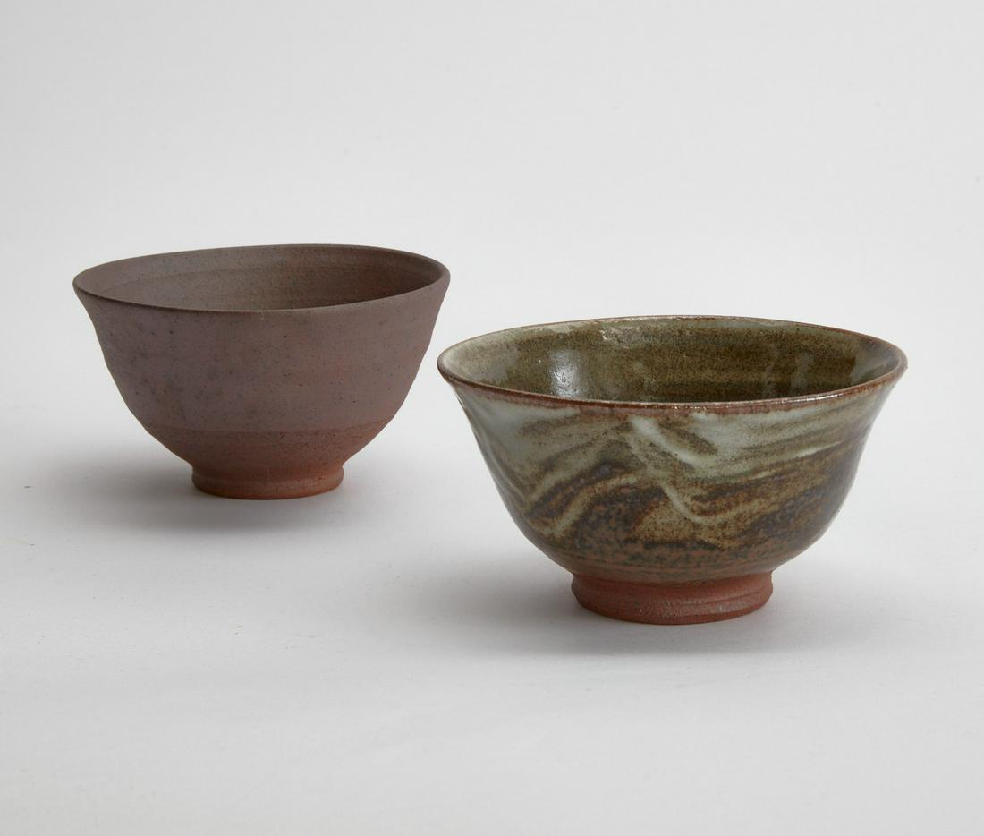 Two Malcolm Wright stoneware bowls (1 of 6)