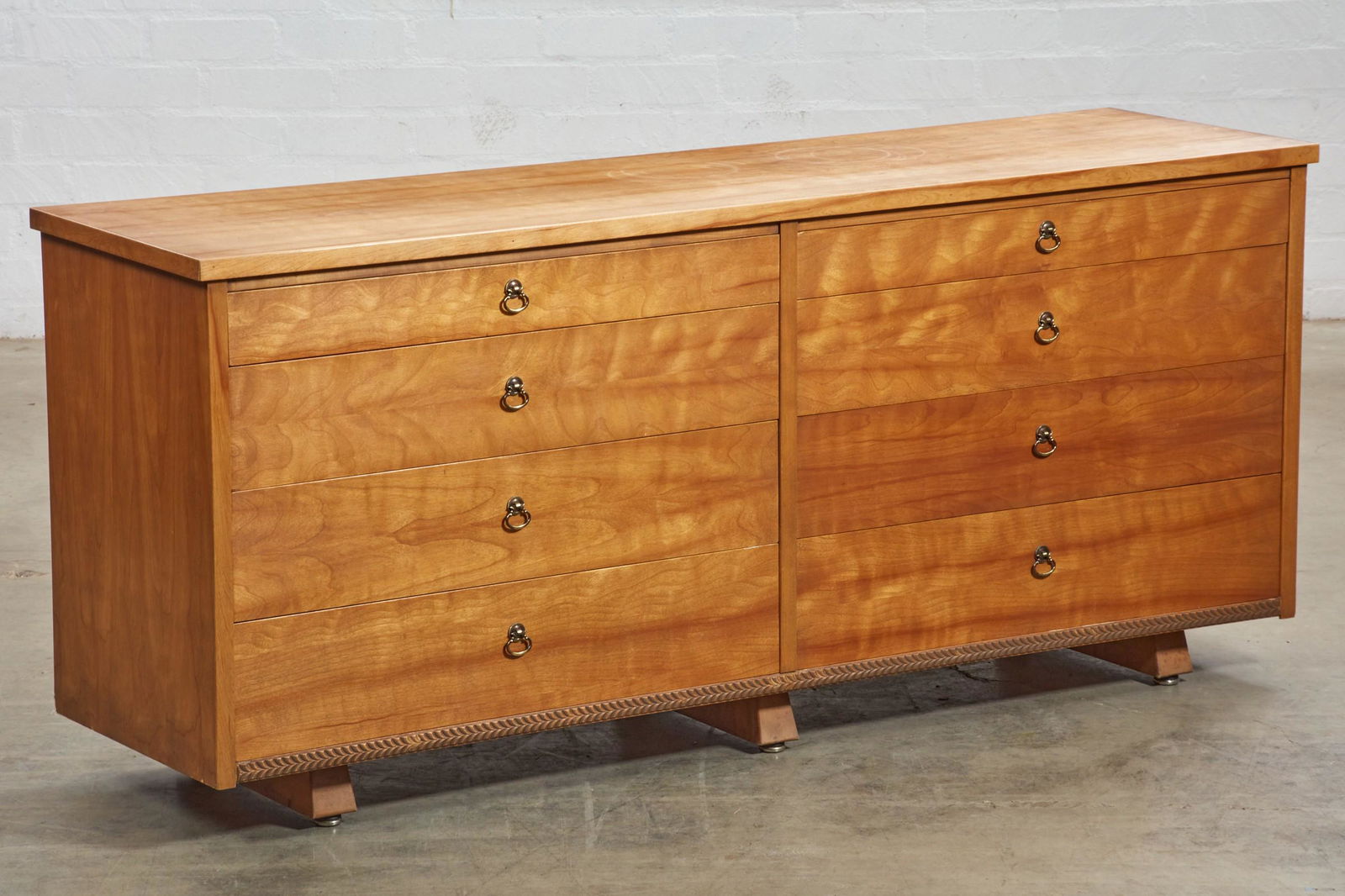 A Modernist teak dresser, post 1950 (1 of 5)