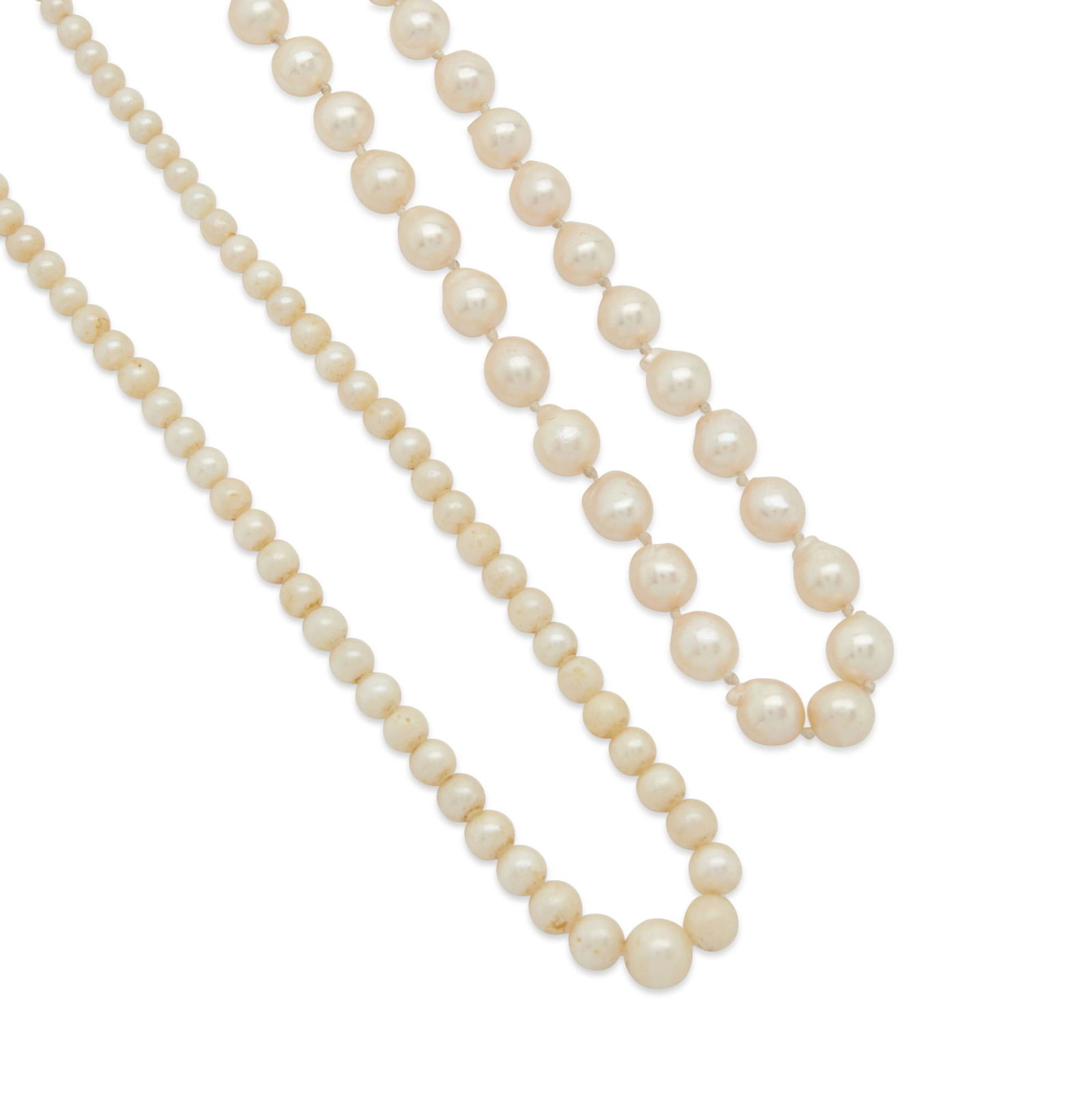 Two cultured pearl necklaces (1 of 6)