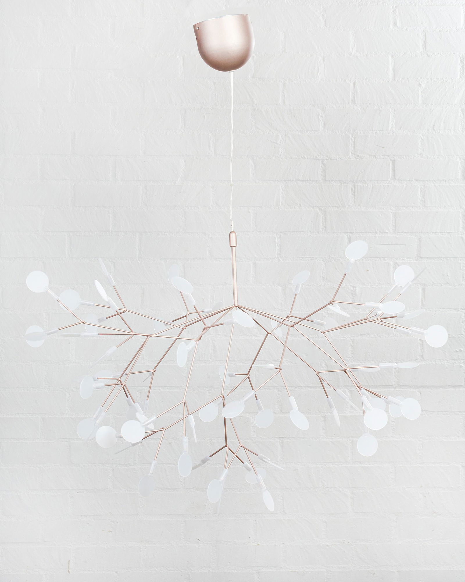 A Moooi Heracleum II suspension chandelier: A Moooi Heracleum II suspension chandeliermodernheight 28in (71cm); diameter 37in (94cm) Provenance:Property from a Private Rancho Mirage Collector.