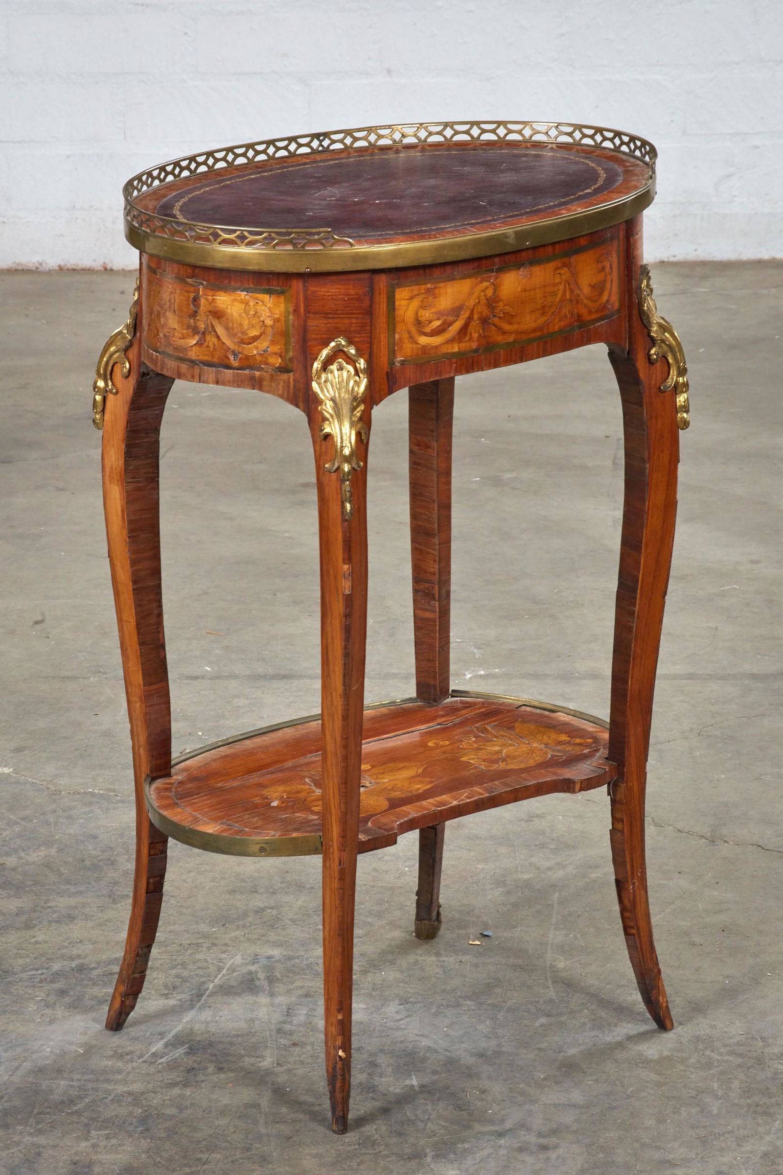 A Louis XV/XVI occasional table (1 of 5)