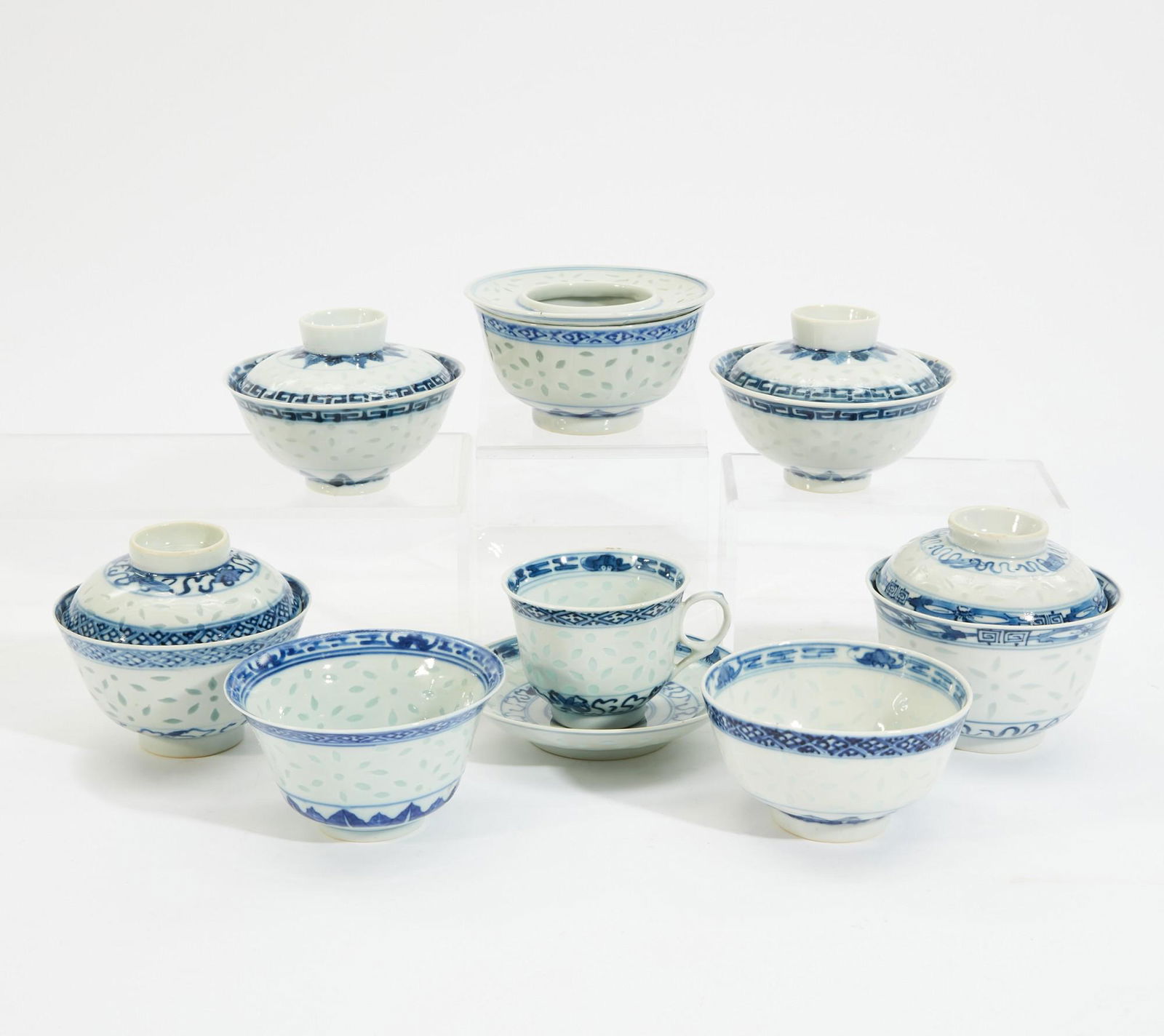 Ten Chinese porcelain rice grain pattern wares (1 of 5)