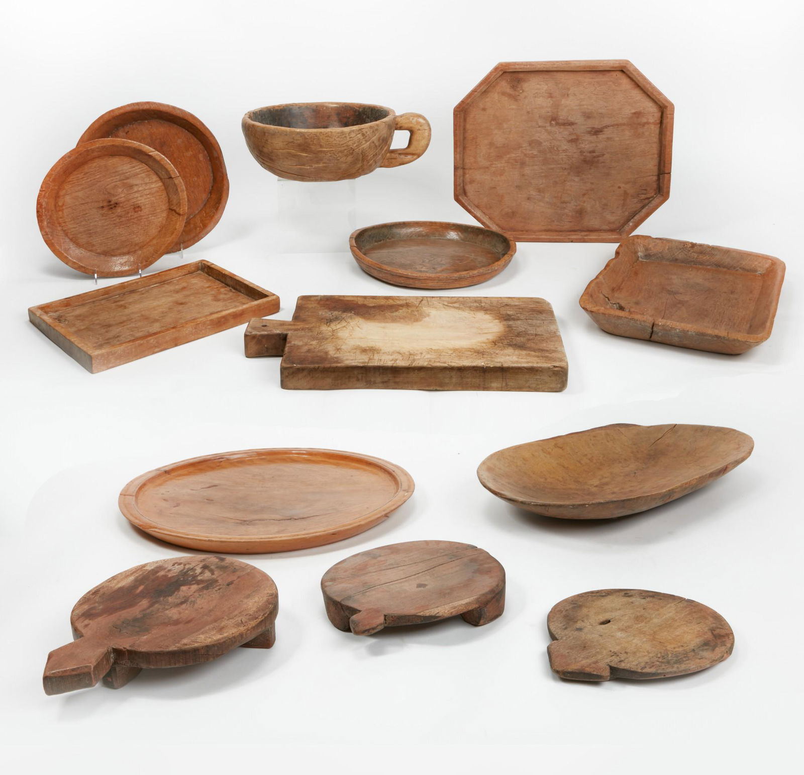 Twelve rustic wood tablewares (1 of 4)