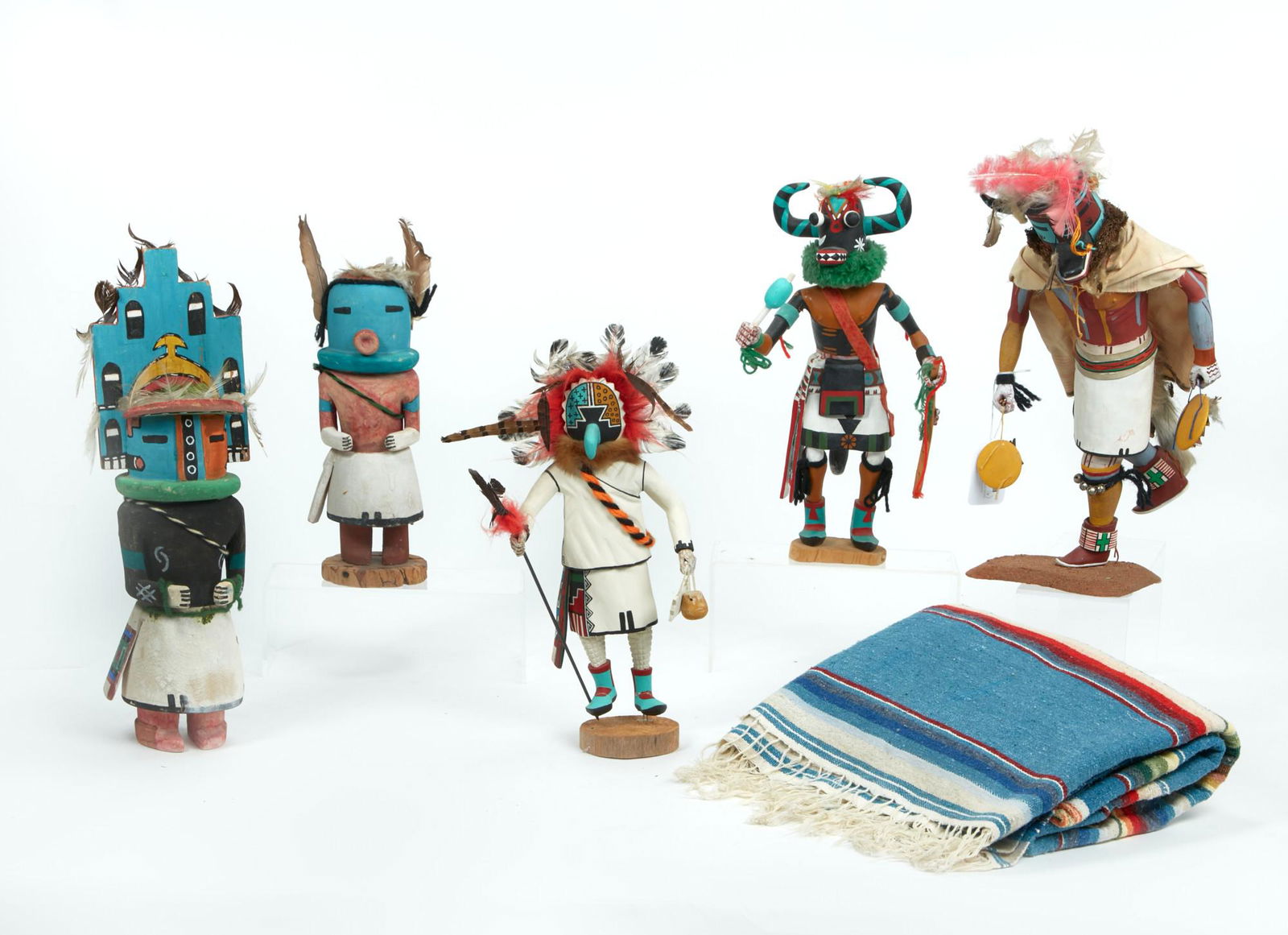 Five Native American Katchina figures (1 of 5)
