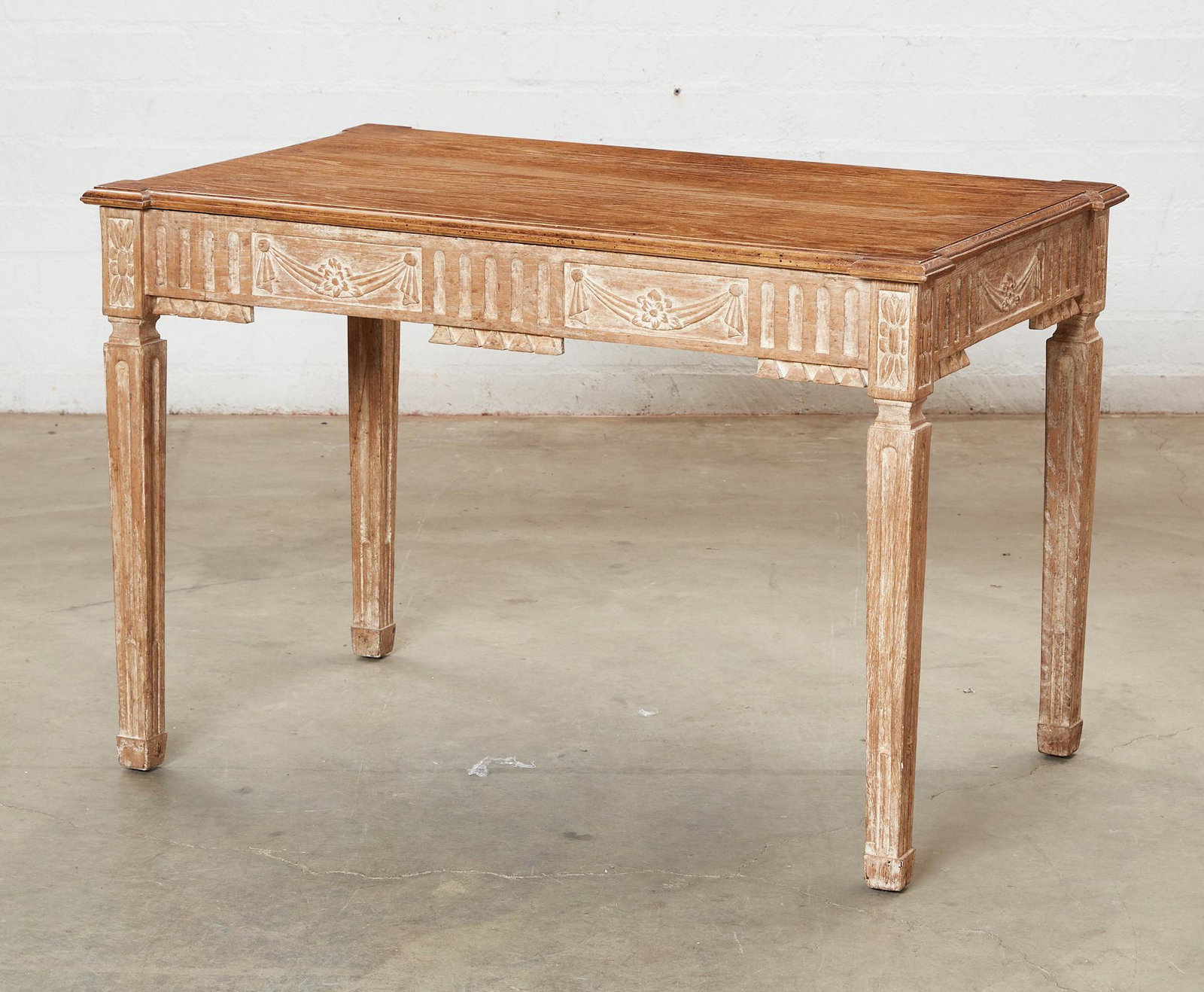 A Dennis & Leen Belgian side table (1 of 4)
