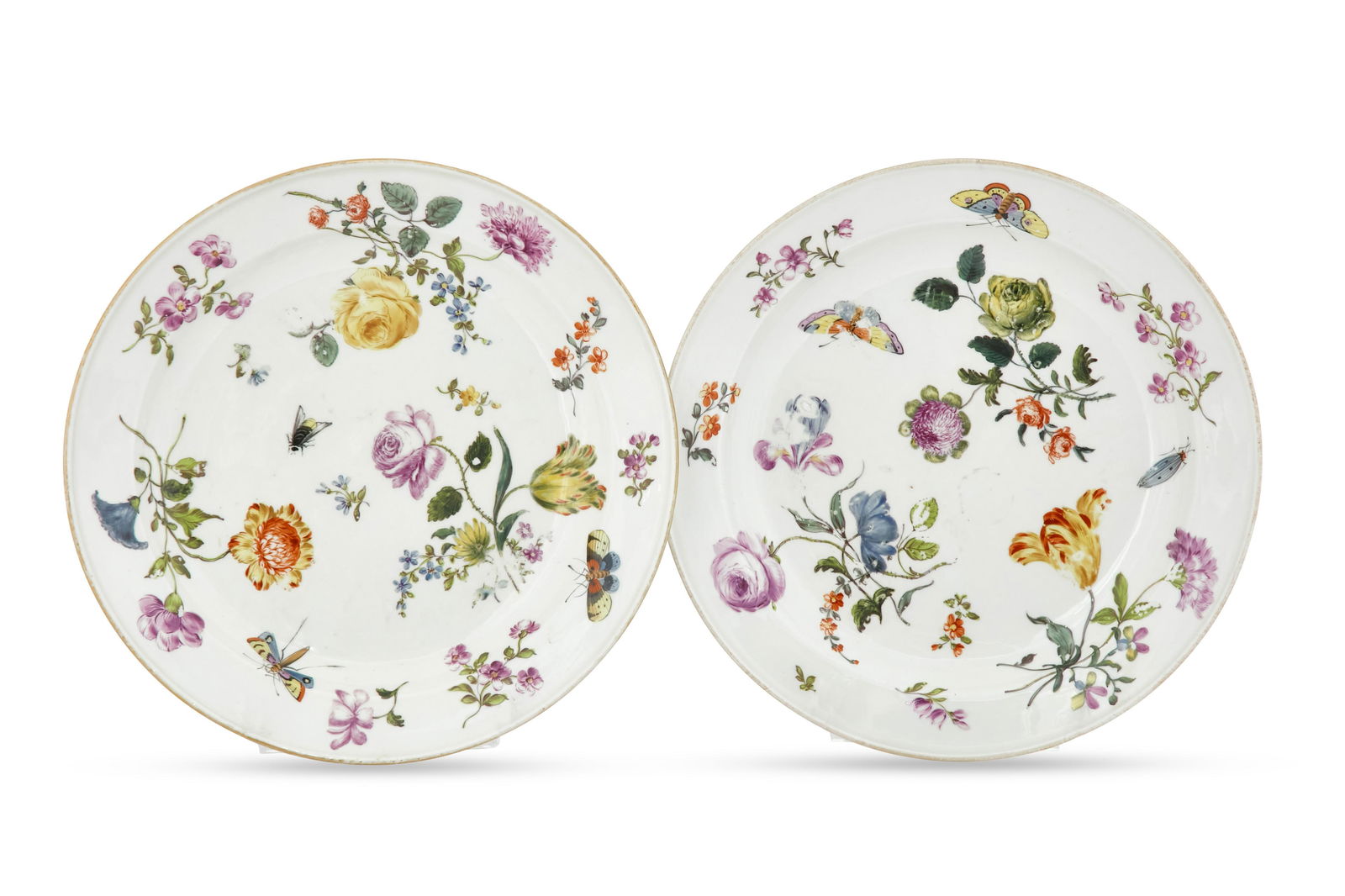A pair of Meissen porcelain plates (1 of 9)