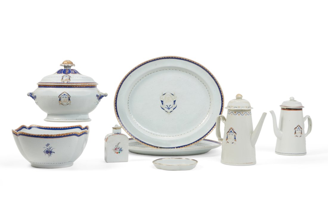 Eight Chinese Export porcelain tablewares (1 of 4)