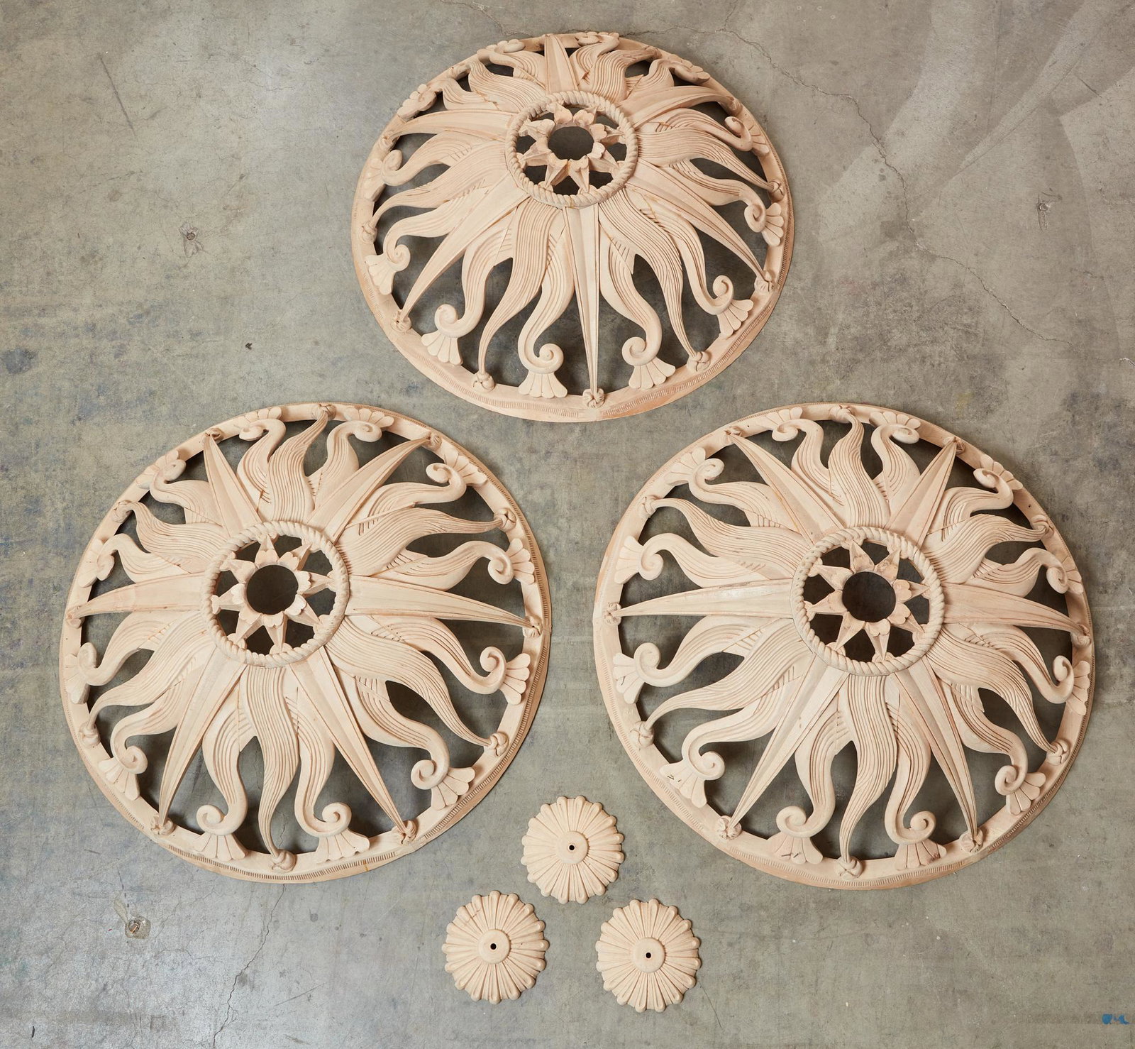 Three Hendrix Allardyce Art Deco style plafonnier frames (1 of 5)