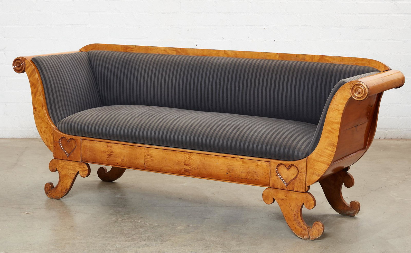 A Biedermeier birch sofa (1 of 5)