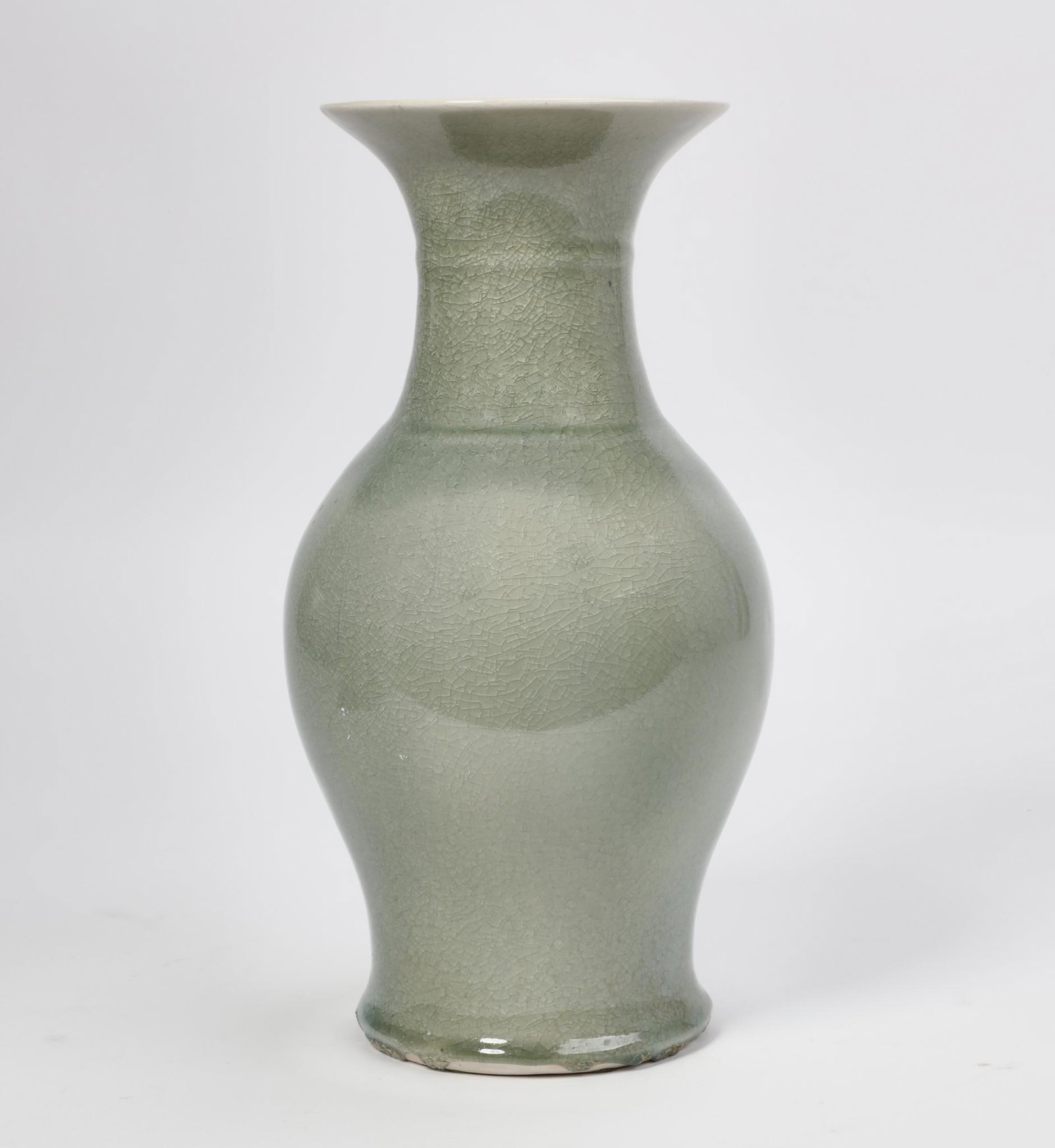 A Chinese porcelain celadon glazed baluster vase (1 of 6)