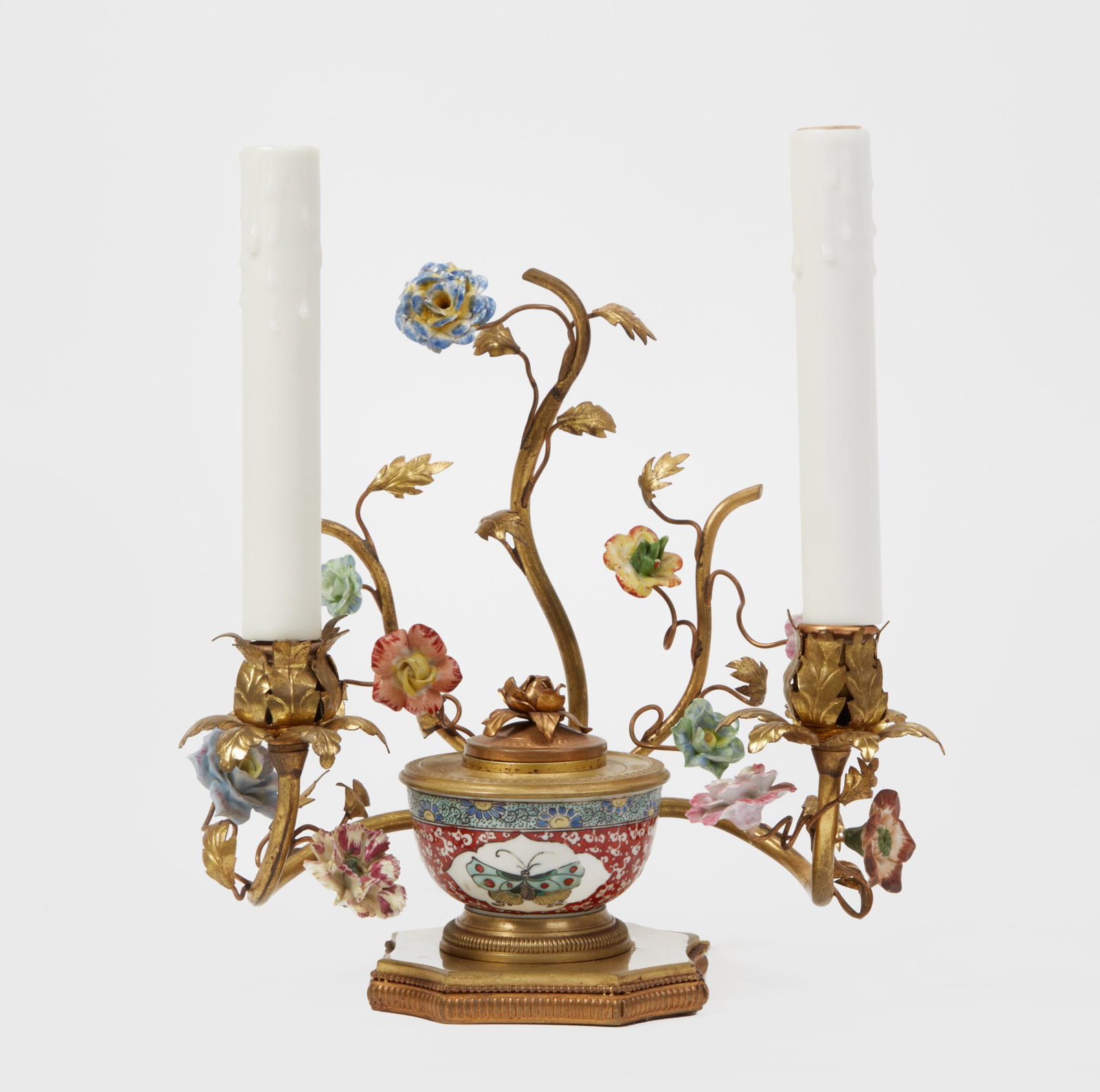 A French  gilt bronze encrier lamp (1 of 5)