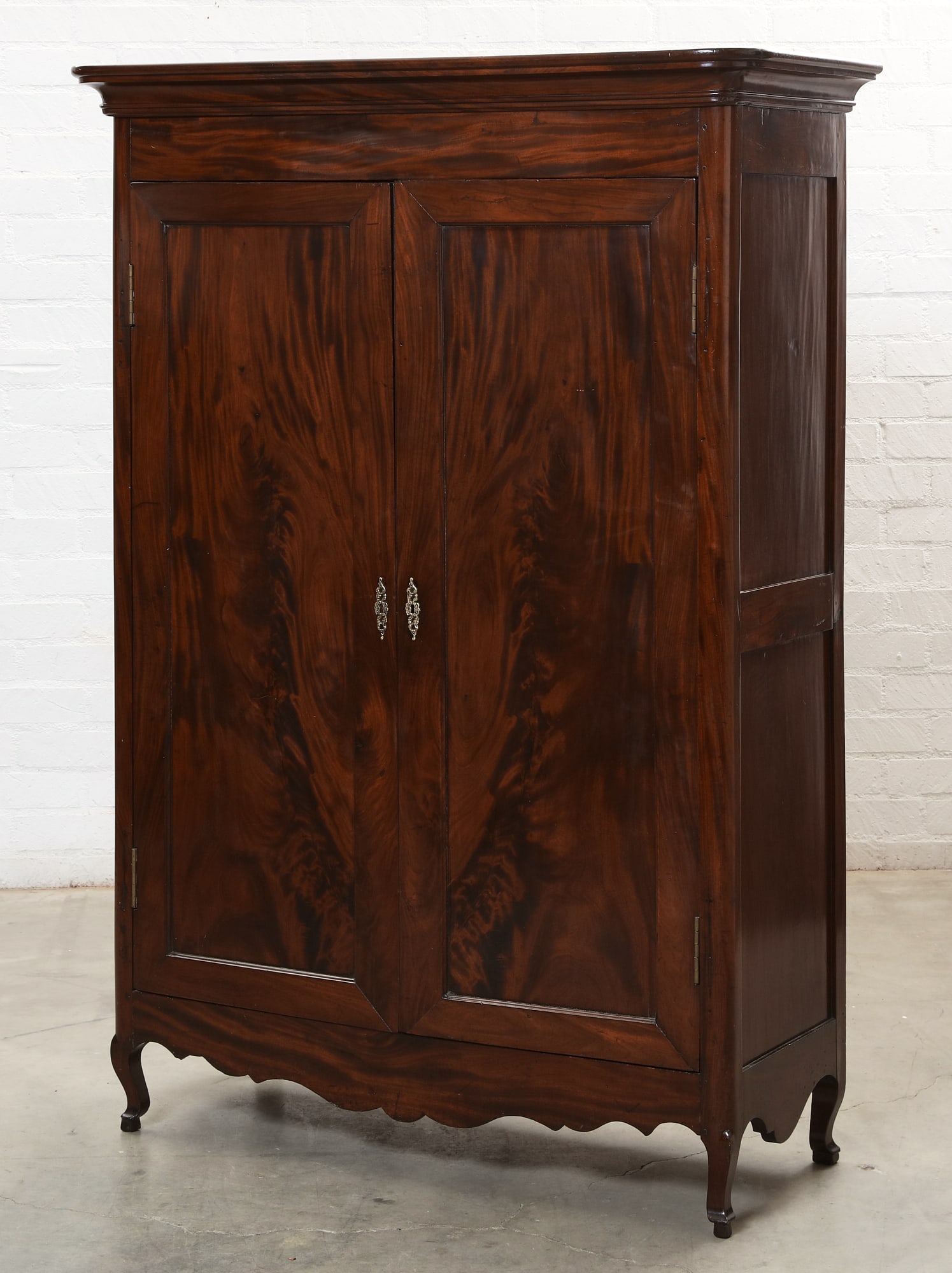 A Continental mahogany armoire (1 of 7)