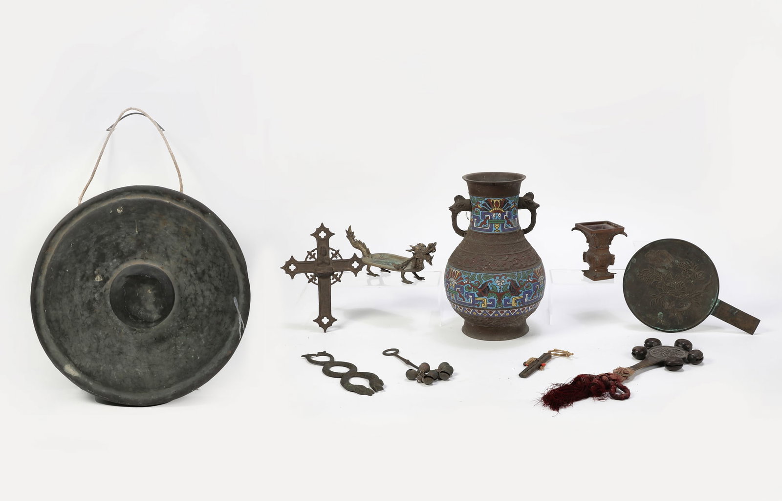 A group of Asian metalware articles (1 of 5)