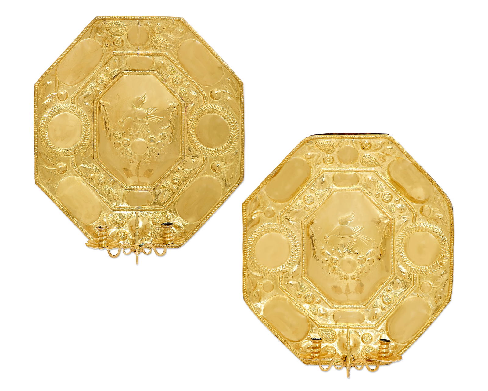 A pair of Dutch Baroque style brass wall lights (1 of 5)