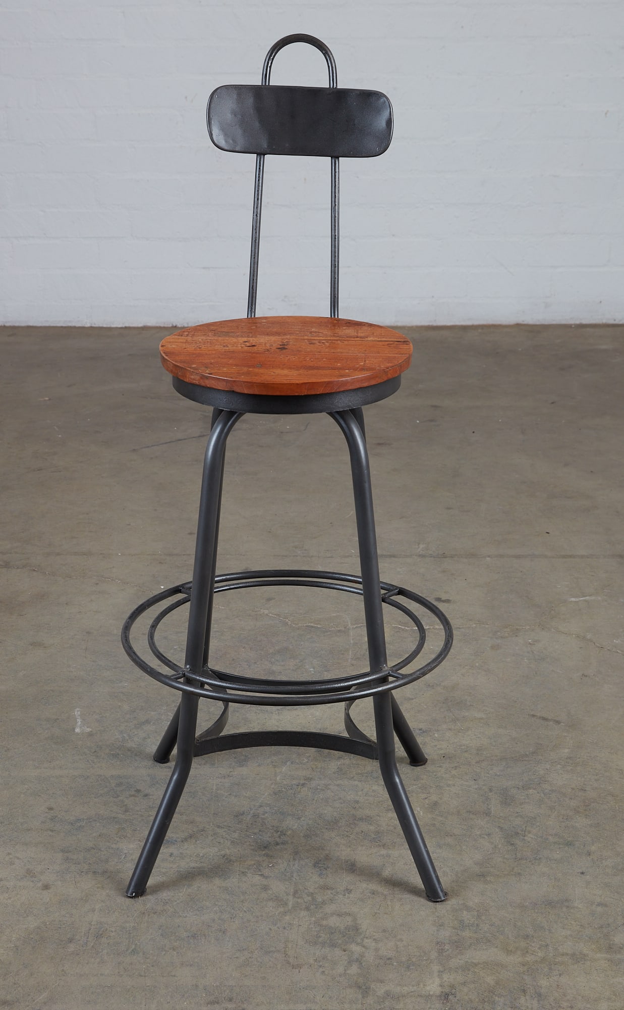 An Industrial iron and oak drafting stool, modern (1 of 5)