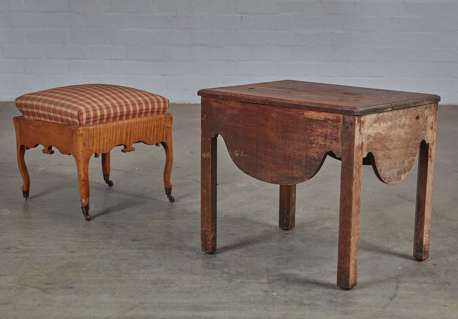 An English oak table and an American stool (1 of 9)