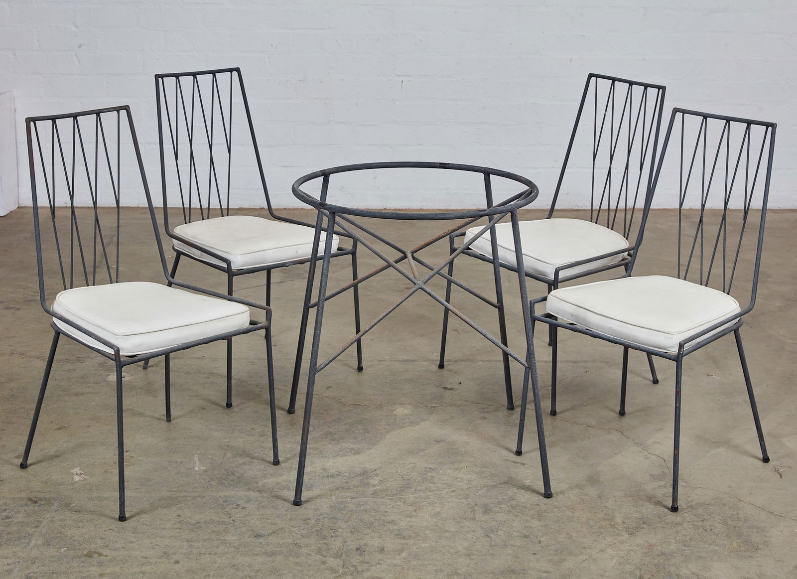 A five piece Paul McCobb Pavilion patio suite (1 of 8)