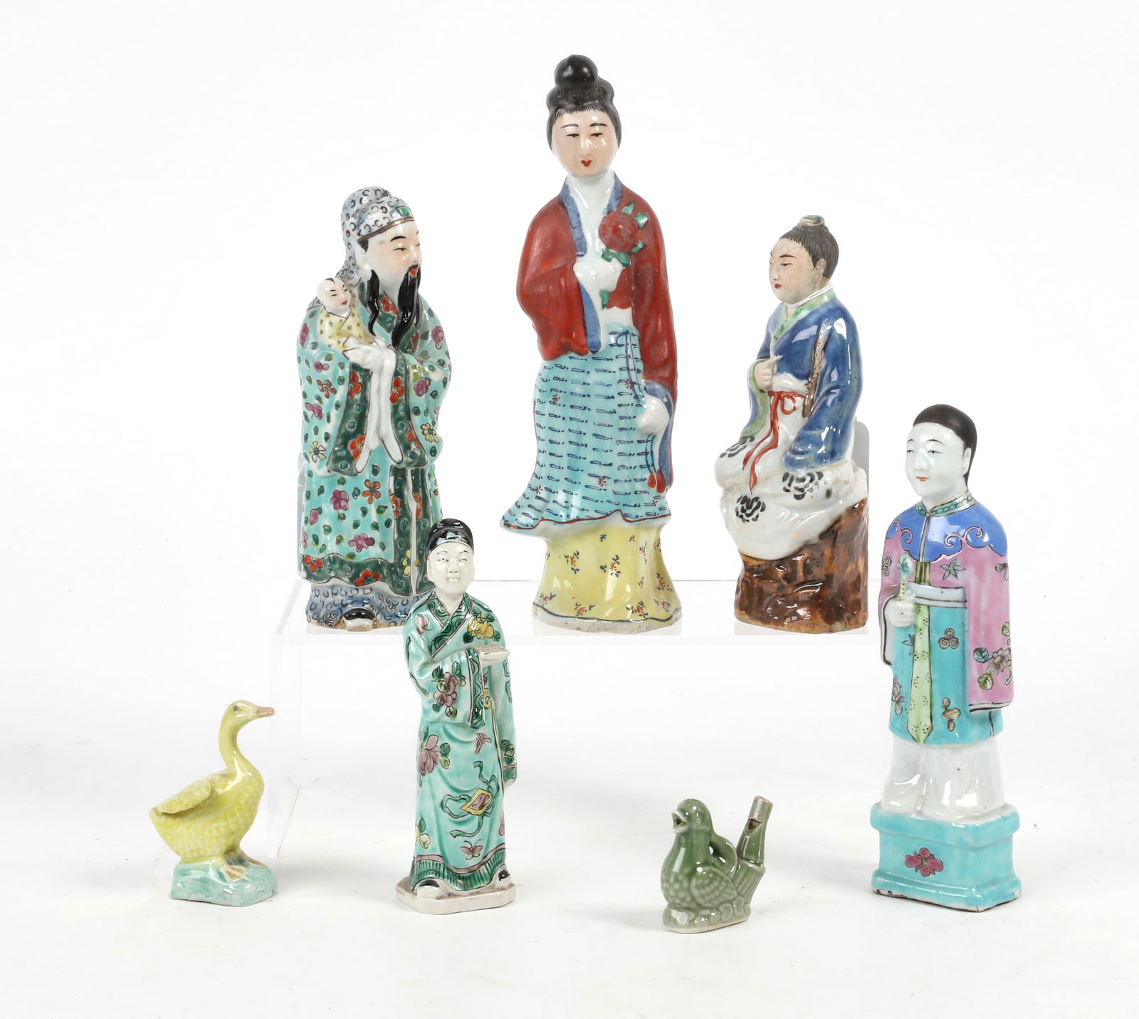 Seven Asian glazed porcelain table articles (1 of 3)