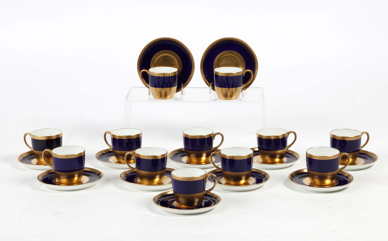 Twelve Cauldon porcelain coffee cans and saucers (1 of 3)