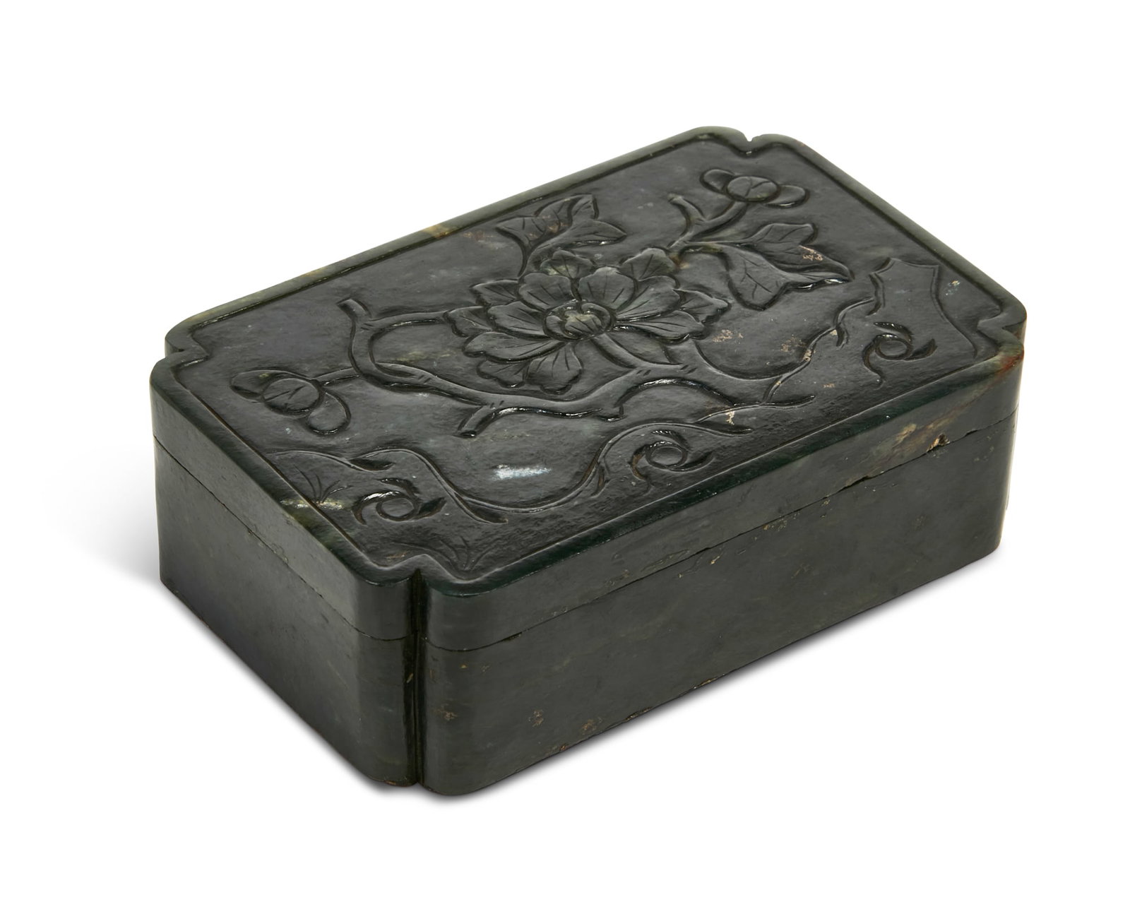 A Chinese spinach jade box and cover (1 of 4)