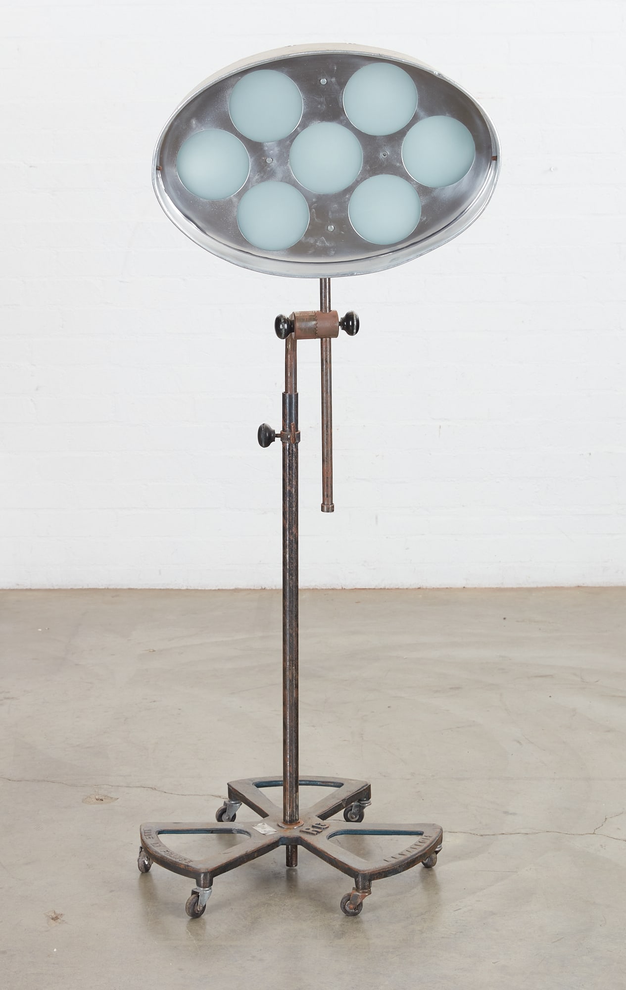 A French Industrial adjustable floor lamp (1 of 7)