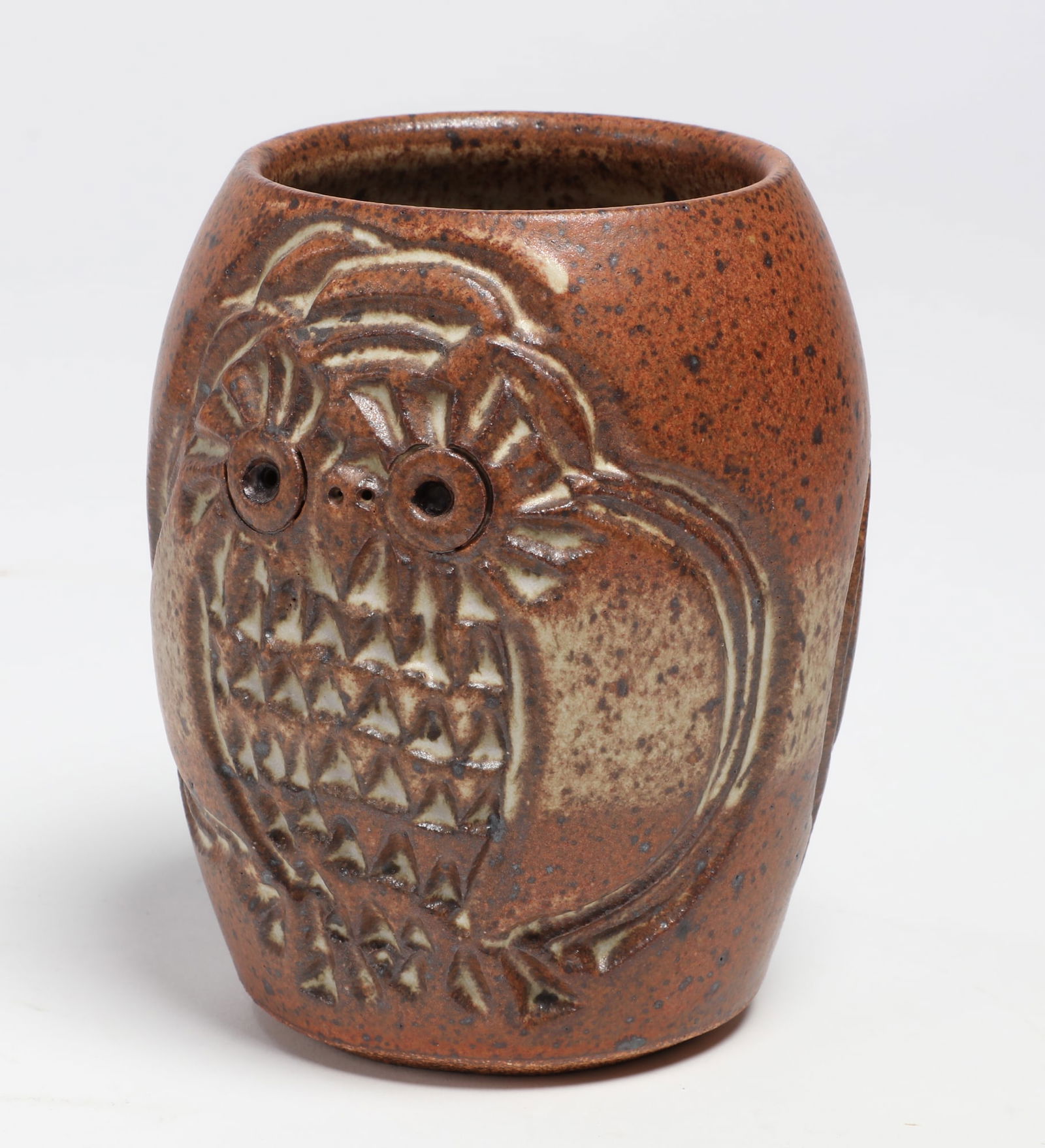 Dora De Larios, Owl vase, 2016 (1 of 4)