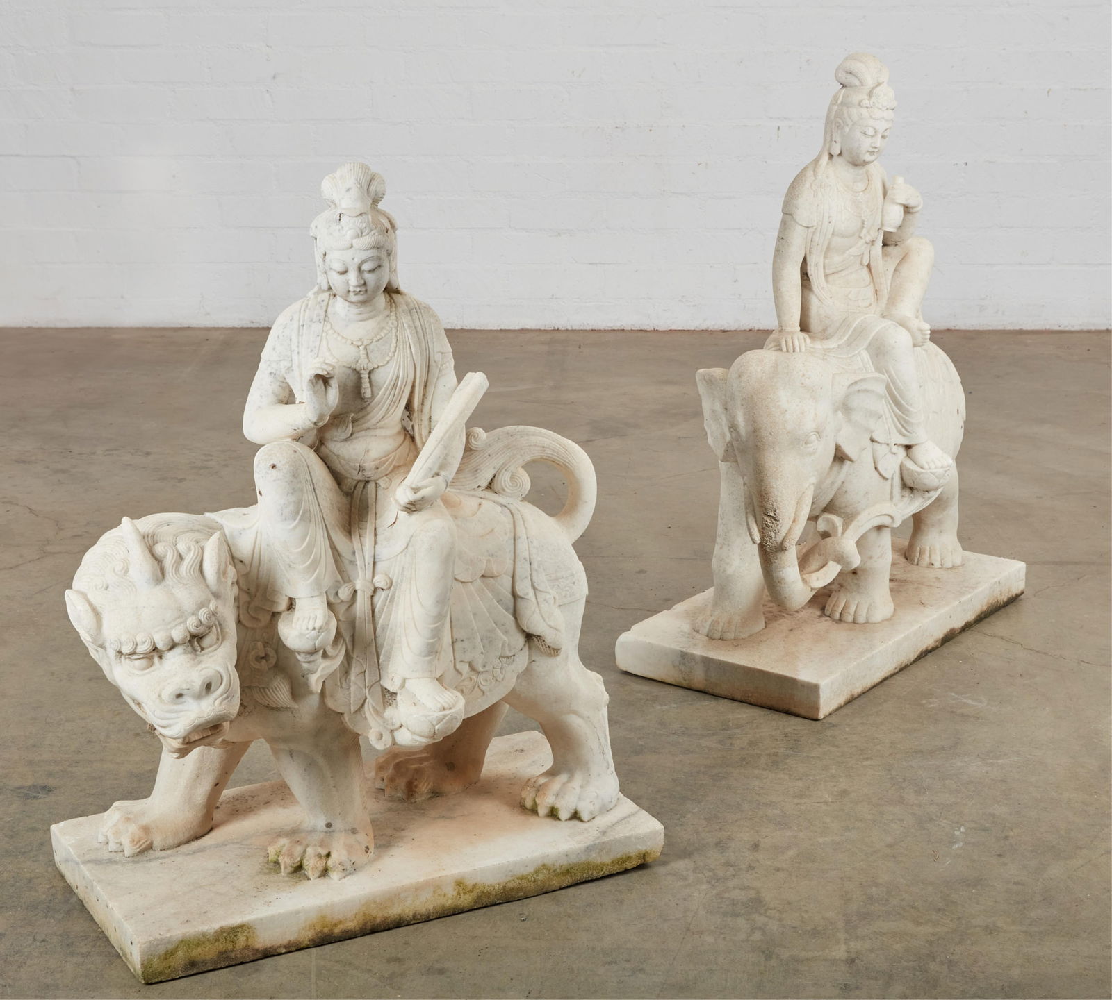 Two Chinese marble groups of Guanyin (1 of 10)