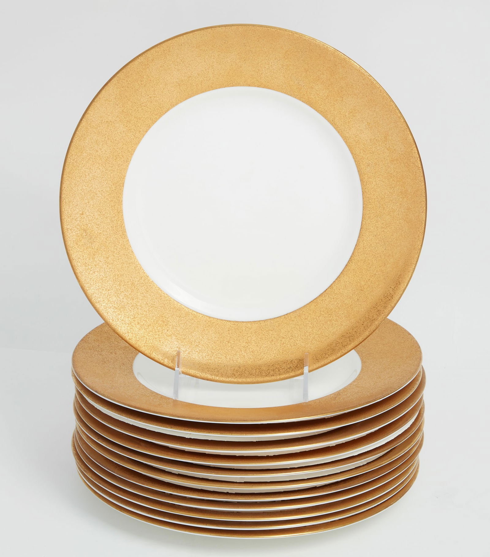 Twelve Royal Worcester porcelain dinner plates (1 of 3)